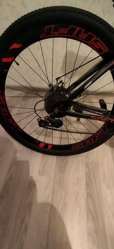 Şəhər velosipedləri: Velosiped Satılır.1 Ay Sürülmüyüb.Bezproblemsizdi.Ölçü 29.Dralminumdu — 6