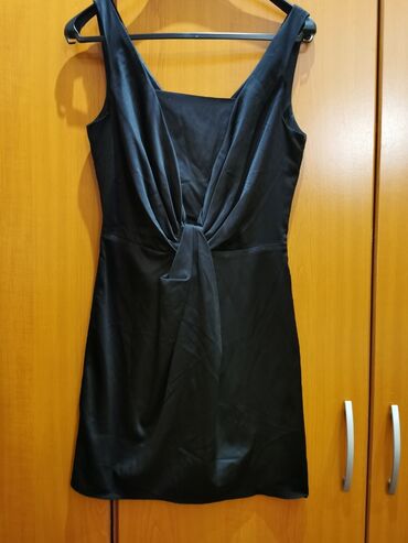 haljina torba crna: Crna haljina, S/M veličina