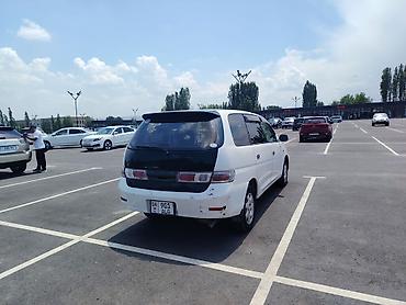 210 2 2: Toyota Gaia: 2002 г., 2 л, Автомат, Бензин, Минивэн — 6
