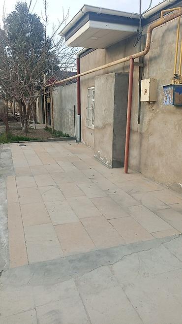 Həyət evləri və villaların satışı: Həyətyanı sahəsi olan həyət evi - Girişdə geniş, qapalı darvaza (mavi — 2