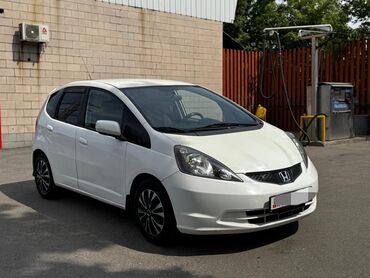 купить двигатель опель вектра а 1.6: Honda Fit: 2013 г., 1.5 л, Автомат, Бензин, Хэтчбэк