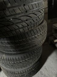 шины на 17 цена: 215/55/r17 зима как новая даже сезон не поездил резина очень мягкая