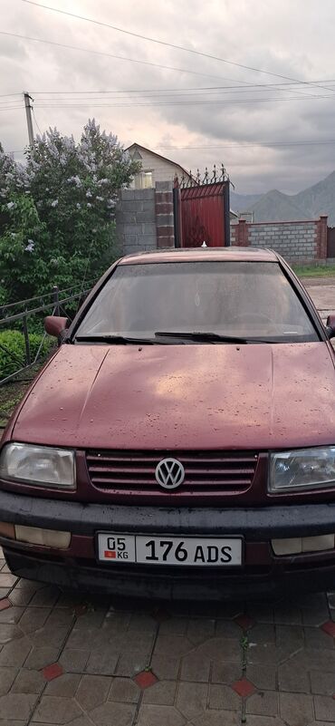 фольксваген в5: Volkswagen Vento: 1993 г., 1.8 л, Механика, Бензин, Седан
