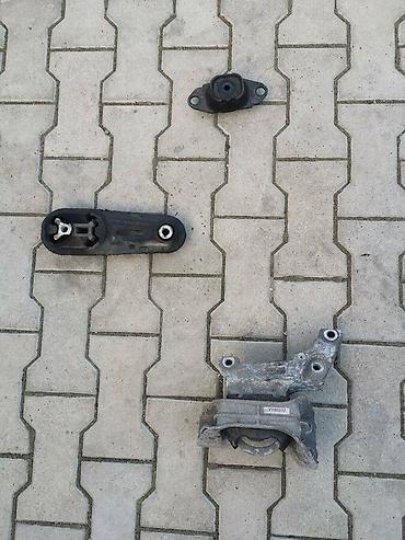 NOSAC MOTORA HR16DE ZA NISSAN JUKE OD 2010. DO 2014. GOD