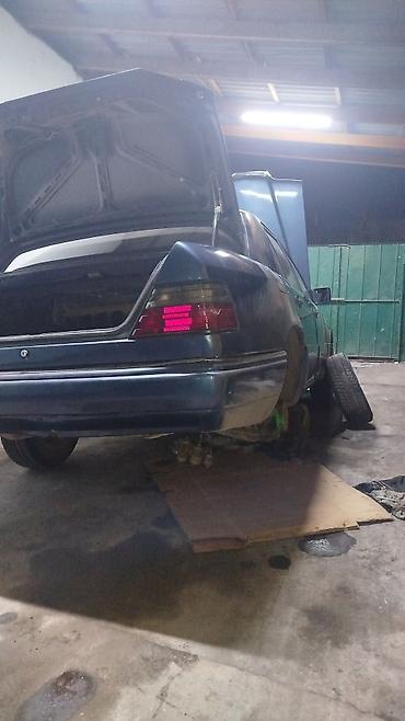 Mercedes-Benz: Mercedes-Benz E-Class: 1994 г., 2.2 л, Автомат, Бензин, Седан — 4