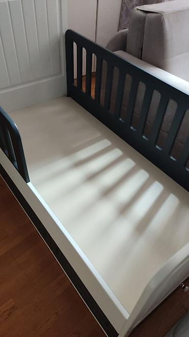 Mebel: Uşaq/Yeniyetmə çarpayısı – məkan qənaətli model - Ölçü: təxmini — 2