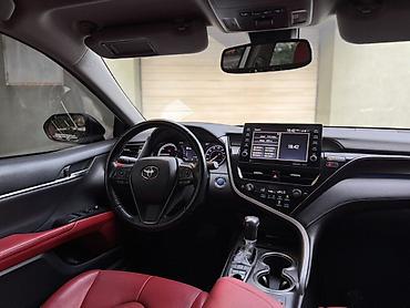 kamri 75: Toyota Camry: 2022 г., 2.5 л, Гибрид, Седан — 4