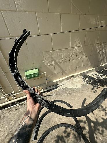 genişlənmə çəni: Məhsul: Avtomobil üçün təkər qövsü (fender flare) dəsti Tərkib: 4 — 1