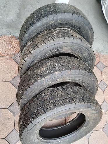 т 35: Зимние шипованные шины - Тип: комплект из 4 шин - Размер: 195/75 R16C — 2