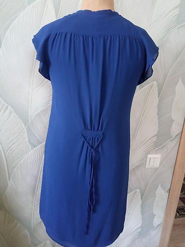 Вечерние платья: Продаю вечерние платья 46-48(L) размера. По 400 каждое. В отличном — 3