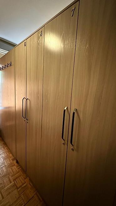 Посуточная аренда комнат: 12 м² — 8