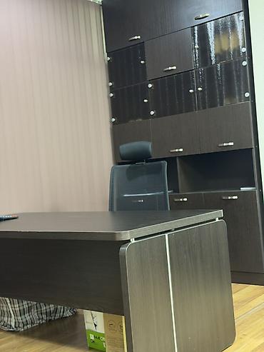 Коммерческая недвижимость: Сдаю Офисный кабинет: 22 м², В бизнес центре, С ремонтом — 2