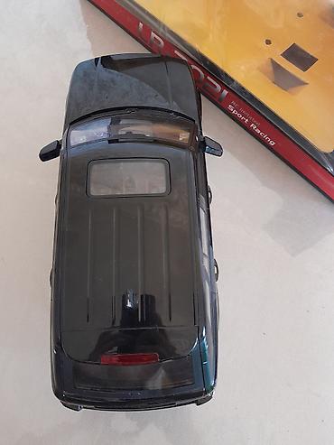 Land Rover: Range rover 1:14 ölcudur. Plastikdir, evveler pultu masin olub — 4