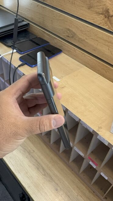 Google: Google Pixel 8, Б/у, 128 ГБ — 9