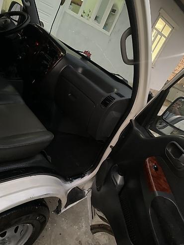 mazda 6: Легкий грузовик, Kia, Стандарт, 3 т, Б/у — 9