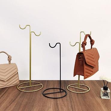 Манекены: Продаю торговое оборудование листайте Манекены В наличии 4 штуки — 13