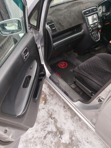 Honda: Honda Stream: 2003 г., 1.7 л, Автомат, Бензин, Минивэн — 12