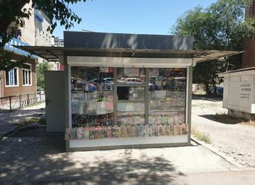 продаю островок: Продаю киоск,утепленный,чистый для уличной продажи