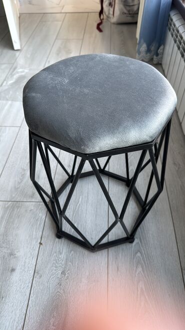 Пуфики: Повторно поступили стул пуфики,,,качество очень высокая,,,ткань — 8