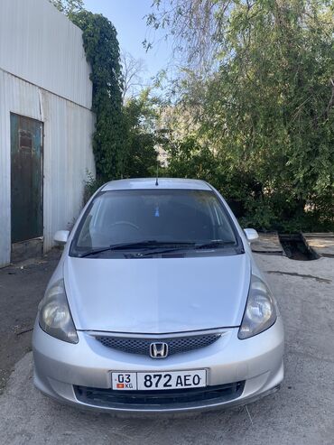 Honda: Honda Fit: 2002 г., 1.3 л, Автомат, Бензин, Хэтчбэк
