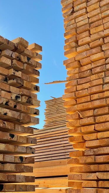 Доски: Продаются пиломатериалы: брус, доски различных размеров в большом — 8