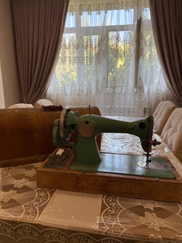 Tikiş maşınları: Tikiş maşını Shenzhen, Mexaniki, 6 saplı, Rayonlara çatdırılma, Ünvandan götürmə, Ödənişli çatdırılma — 10