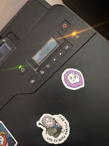 Printerlər: Canon G540 və Epson L800 Printerlər – İşləmir Əlində belə printer — 3