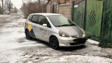 Honda: Honda Fit: 2002 г., 1.3 л, Вариатор, Бензин