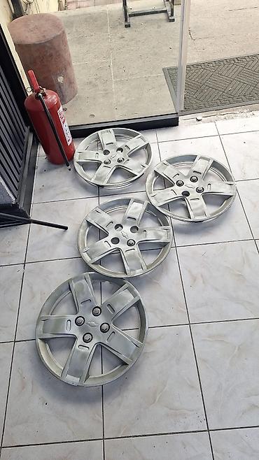 lider diski type 1: İşlənmiş Kolpak Chevrolet R 16 — 1
