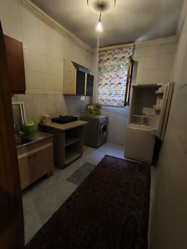 Uzunmüddətli kirayə evlər: 100 kv. m, 3 otaqlı, Qaz — 10