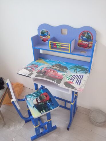 стол книжка: Б/у, Для мальчика, Парта, Прямоугольный стол, Со стульями, Без выдвижных ящиков, Без полок, Азербайджан