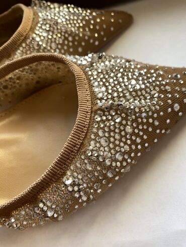 Tuflilər: Tuflilər, Ölçü: 37, rəng - Bej, Yeni — 2