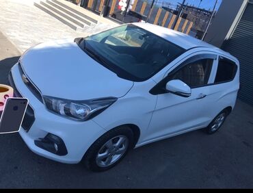 Chevrolet: Chevrolet Spark: 2018 г., 1 л, Автомат, Бензин, Хэтчбэк