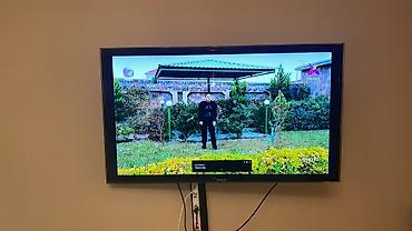 ТВ и видео: Б/у Телевизор Samsung LCD 50" 4K (3840x2160), Самовывоз — 5