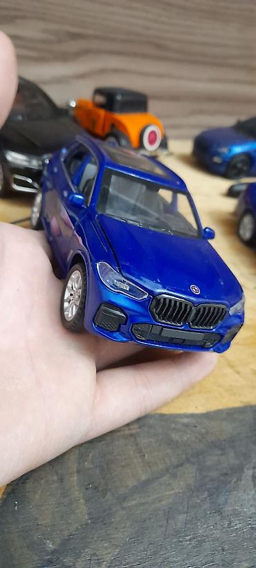 blu ray disk: Bmw x5 1:32 Miqyas Təzədir Səsli və İşıqlı Hər yeri açılır — 1