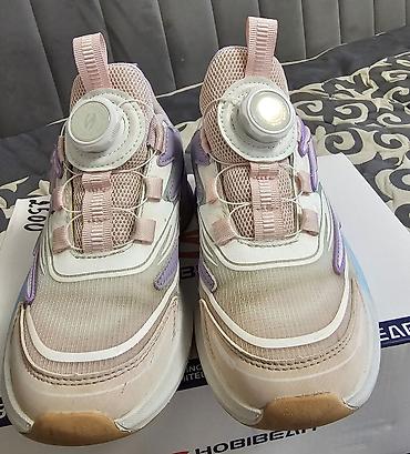 nike react: Кроссовки HOBIBEAR на девочку. Покупали в сентябре 2025г. за 2500 сом — 2