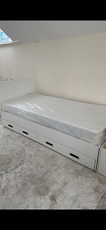 Спальные гарнитуры: Белый гарнитур для спальни/детской в современном минималистичном — 1