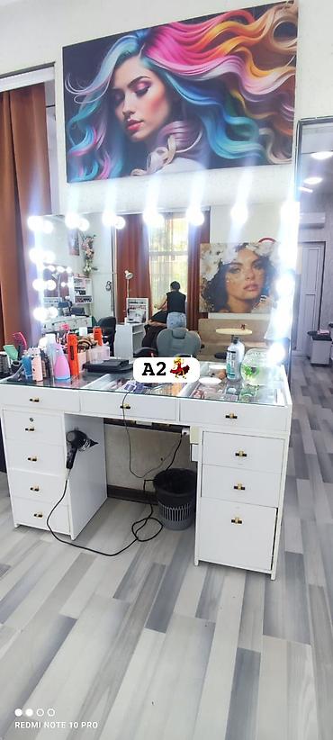 islenmis mebeller sumqayit: AYNUR 2 💃
Salon güzgüsü
Qiymət 270 azn
Ünvan nərmanov 
 443 — 1