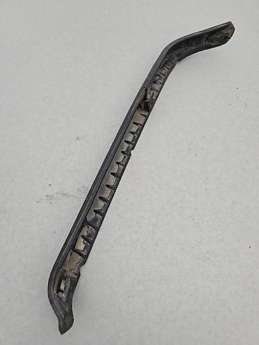 Другие детали кузова: W123. Задняя ЛЕВАЯ накладка / планка под фонарь Mercedes-Benz W123 — 18