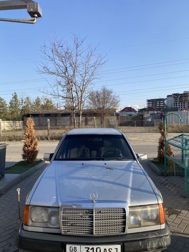 Mercedes-Benz: Mercedes-Benz W124: 1993 г., 2 л, Механика, Бензин, Седан