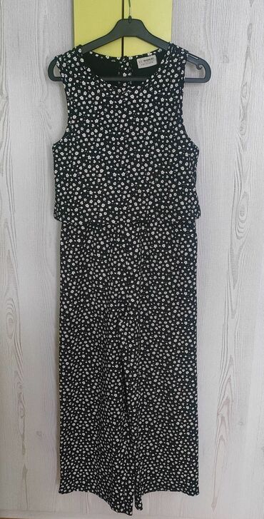 Lc Waikiki, Floral, color - Black