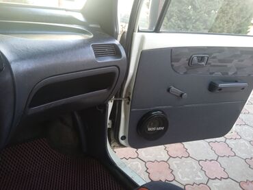 Volkswagen: Volkswagen Golf: 1999 г., Механика, Бензин at lalafo.kg — 13 Volkswagen: Volkswagen Golf: 1999 г., Механика, Бензин — 13