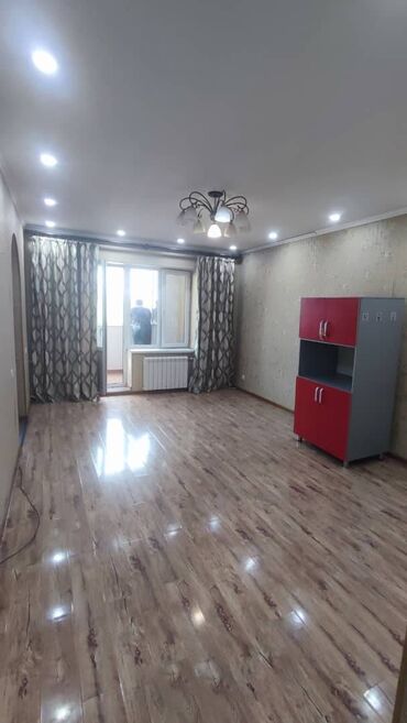 квартира исанова в Кыргызстан | Долгосрочная аренда квартир: 5 комнат, 114 м², Индивидуалка, 5 этаж, Центральное отопление
