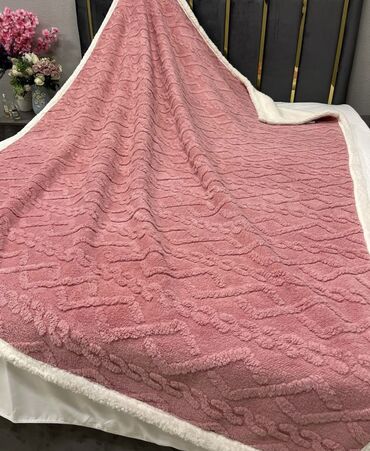 Комплекты постельного белья: Плед пледы, покрывала, плед барашек, двух спалки полуторки, плед — 11