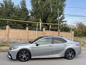 argb controller: Toyota Camry: 2018 г., 2.5 л, Автомат, Бензин, Седан — 7