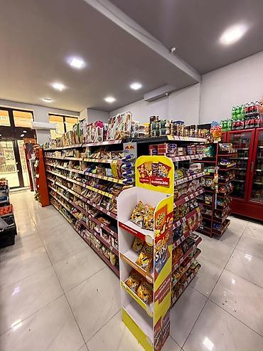Soyuducu vitrinləri: Mini-market üçün avadanlıq və dolu mal assortimenti Təsvir: - Süd və — 11