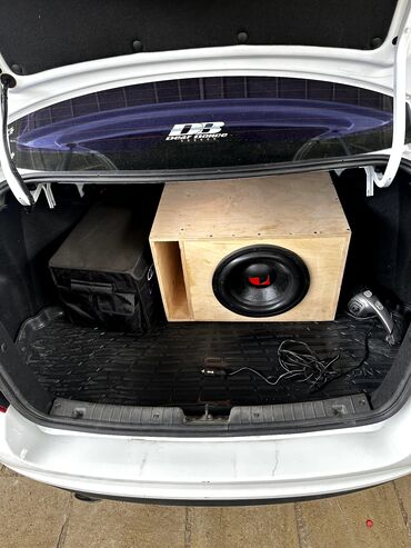 VAZ (LADA): VAZ (LADA) Granta: 1.6 l | 2024 il 28000 km Sedan — 12