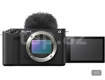 sony mikrafon: Sony Alpha seriyalı mirrorless kamera – vlogging və məzmun — 1