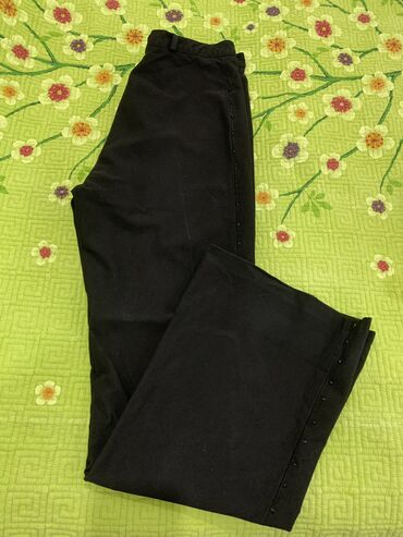 Другие детские вещи: Очень много вещей . листаем. Продаю вещи на 42-44 размер и на — 13