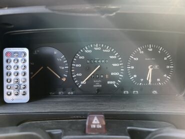 Volkswagen: Volkswagen Passat: 1988 г., 1.8 л, Механика, Бензин, Седан — 16